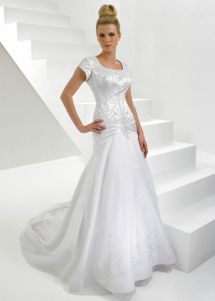 Orifashion HandmadeModest Embroidered Bridal Gown with Short Sle - Click Image to Close